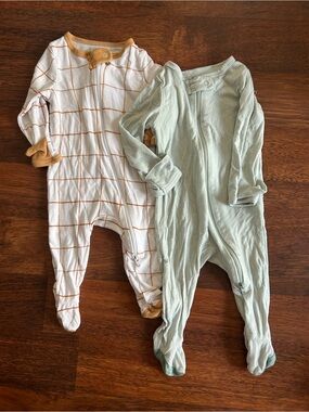 Set of 2 Cloud Island One-Piece Footed Zipper Sleepers - White Grid & Sage Green
